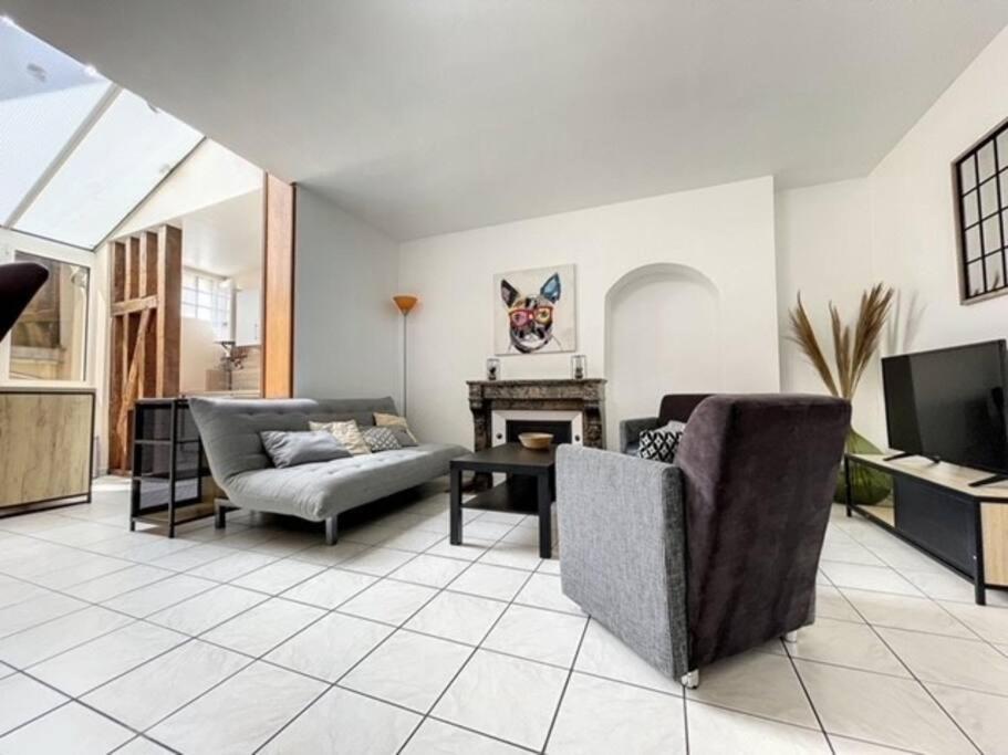 Appartement Au Coeur De Troyes Buitenkant foto