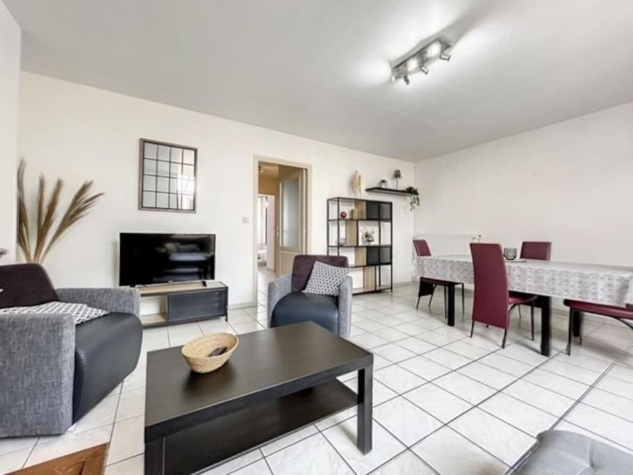 Appartement Au Coeur De Troyes Buitenkant foto