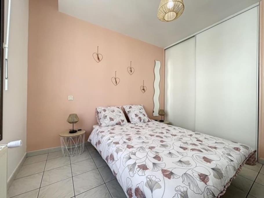 Appartement Au Coeur De Troyes Buitenkant foto